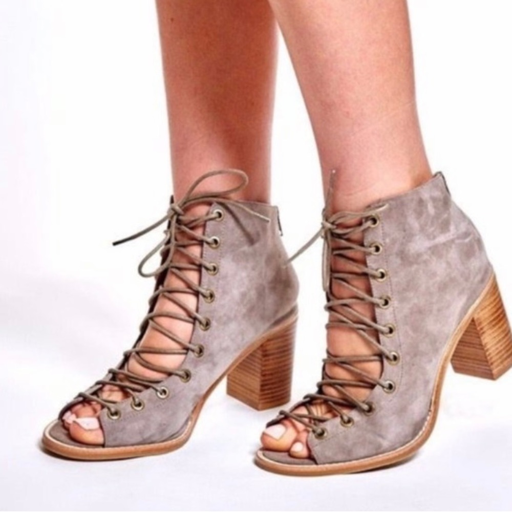 Jeffrey Campbell Tan Suede Laceup Peep Toe Sandal Size 10